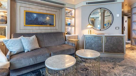 Ship accomodation